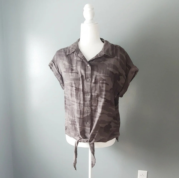*NWT* Sanctuary Camo Tie Top - Picture 3 of 6